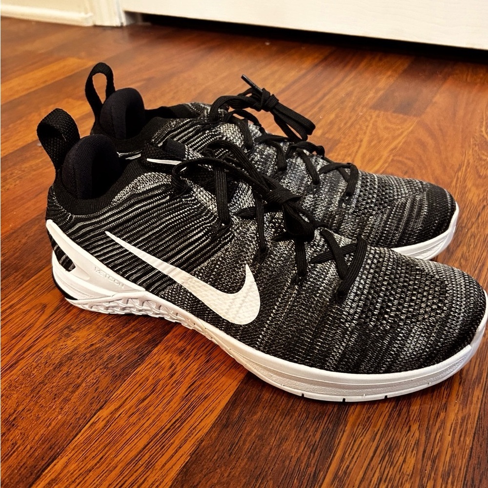 Womens NIKE METCON DSX FLYKNIT 2 Trainers